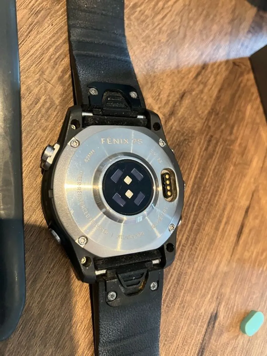 Garmin Fenix 7s  with warranty - Image 4