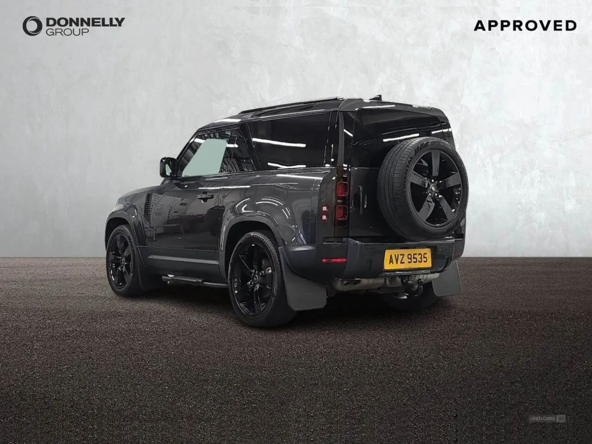 Land Rover Defender 3.0 D250 Hard Top SE Auto - Image 2