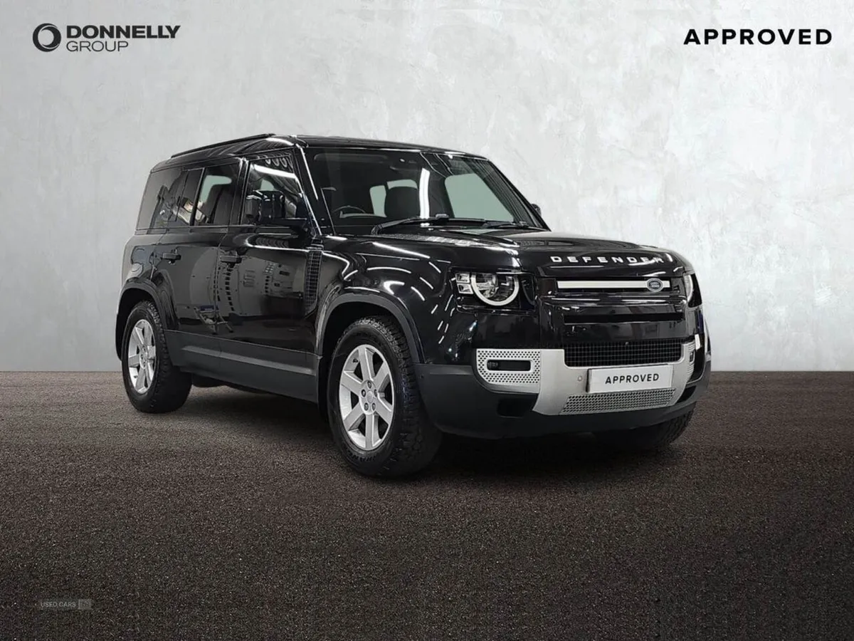 Land Rover Defender 3.0 D250 SE 110 5dr Auto - Image 1