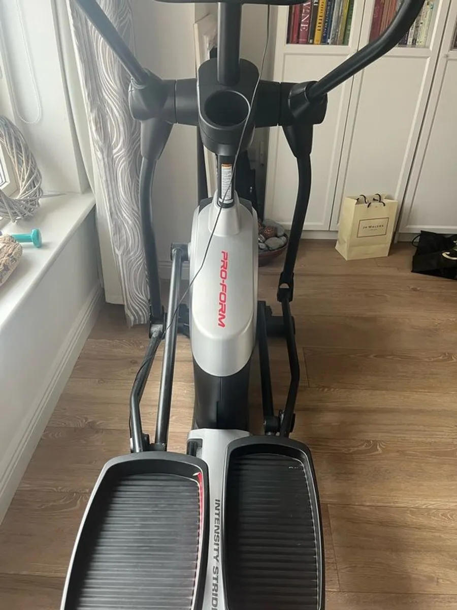 Sports Equipment Eliptical Machine - Image 4