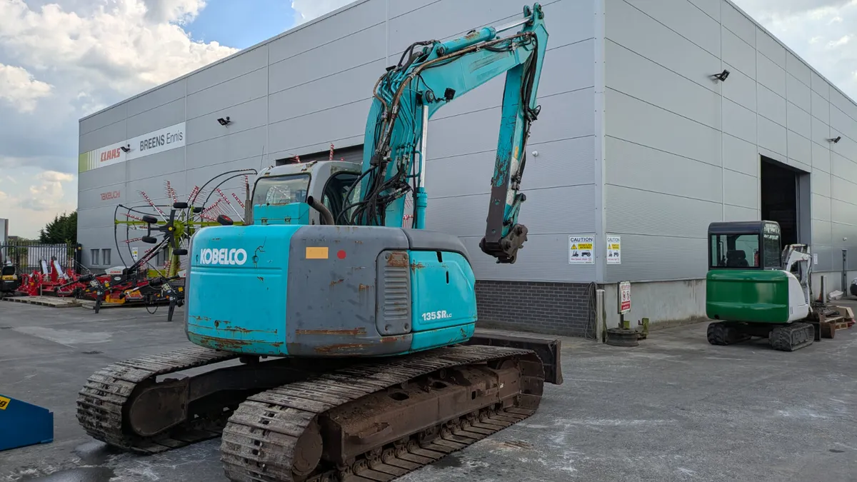 Kobelco 135 Excavator Digger - Image 3