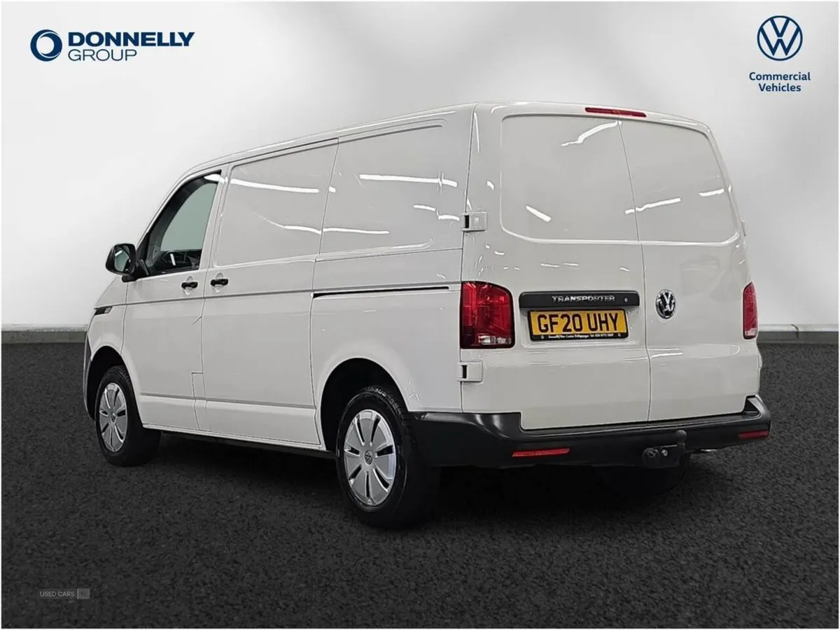 Volkswagen Transporter 2.0 TDI 110 Startline Van - Image 3