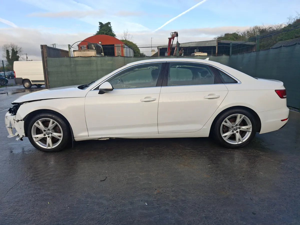 2016 Audi A4 2.0L Diesel - Image 4