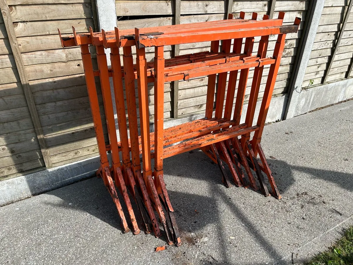 Builders Trestles
