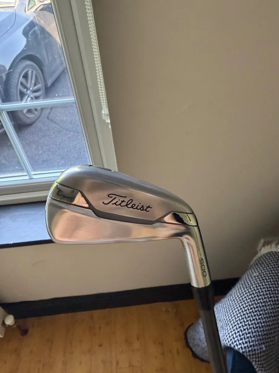 Golf Club - Image 1