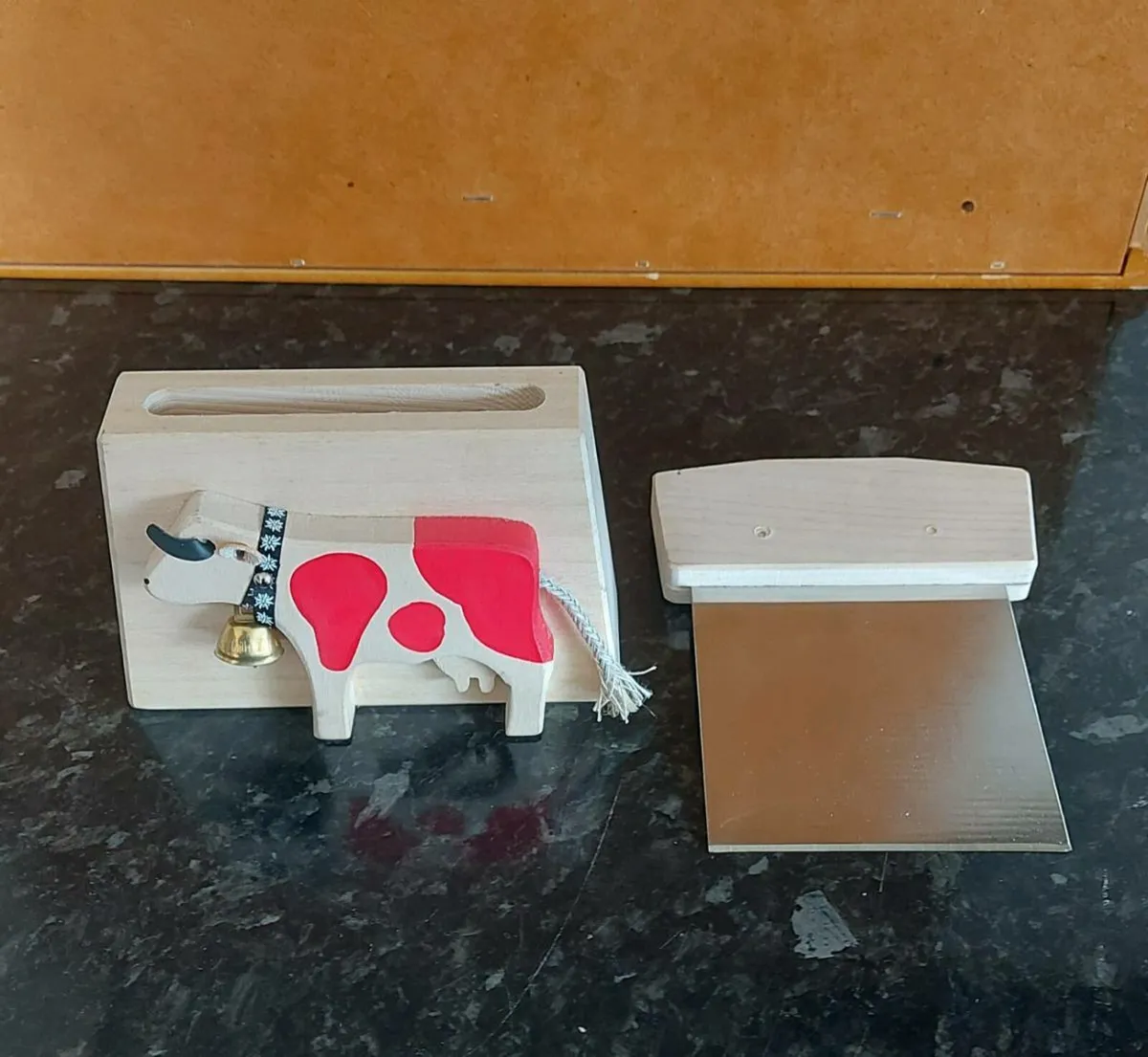Lovely Swiss cheese slicer - Image 2