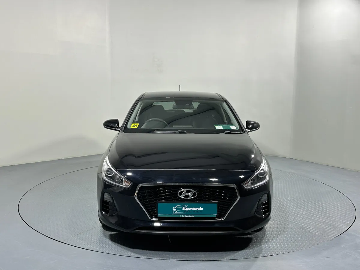 Hyundai i30 Sport 1.4 Petrol 182 - Image 2