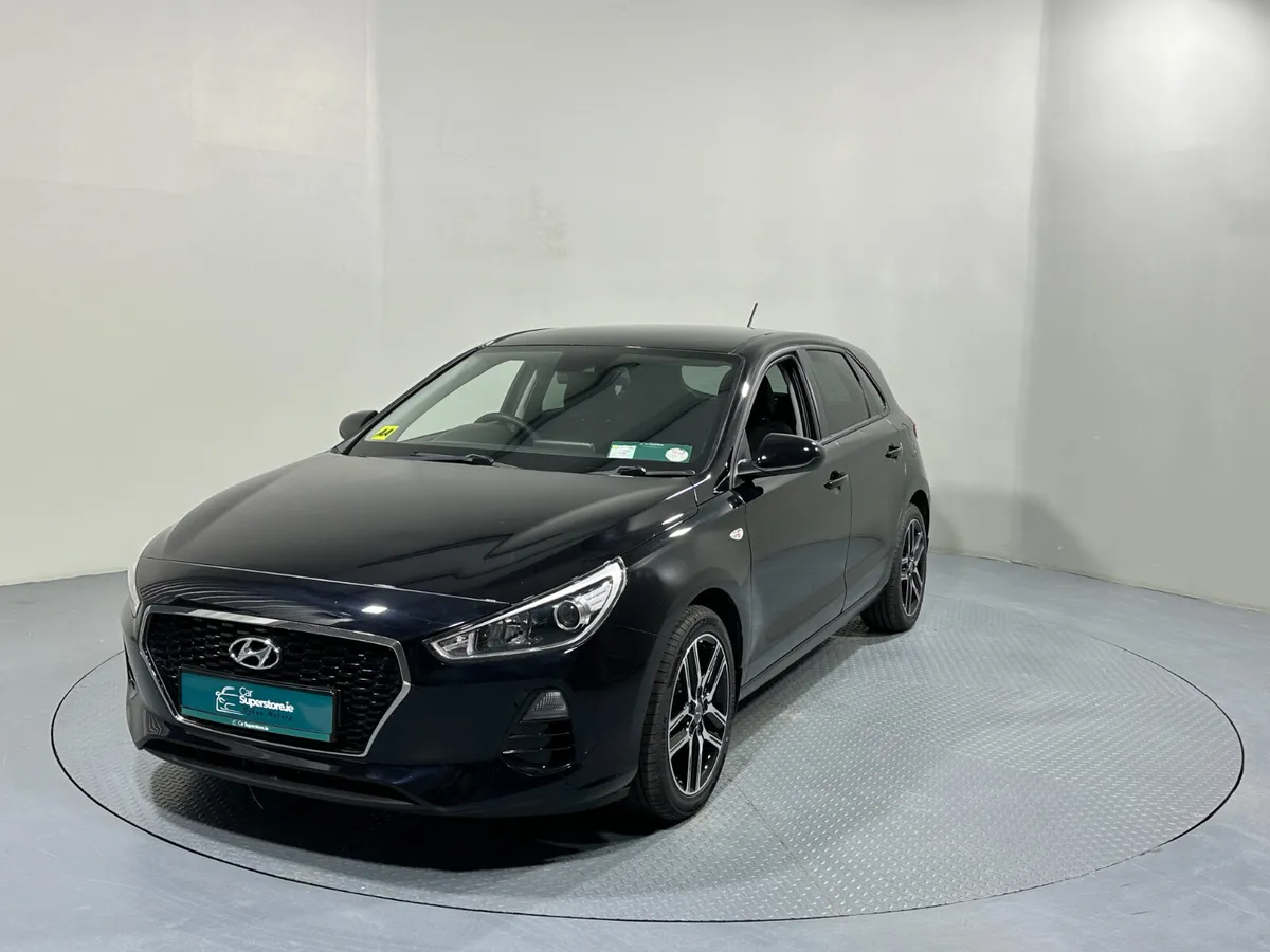 Hyundai i30 Sport 1.4 Petrol 182 - Image 3