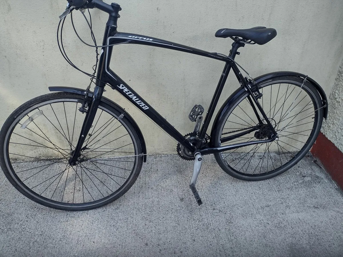 Sirrius Specialized adult bike - Image 2