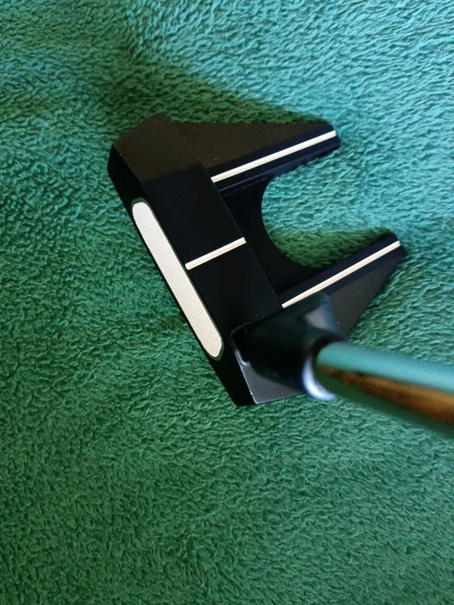 Odyssey Ai one CH7 Putter. New condition. - Image 3