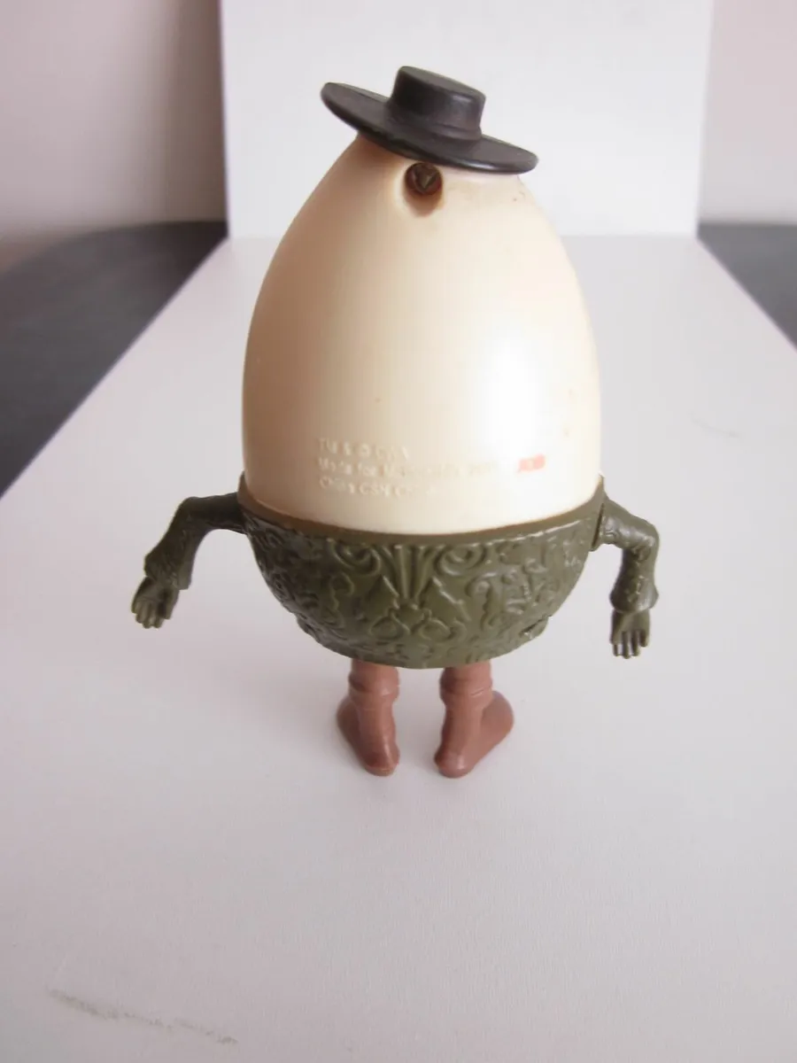 Mc Donald's Happy Meal Toys Humpty Dumpty Egg 2011 - Image 3