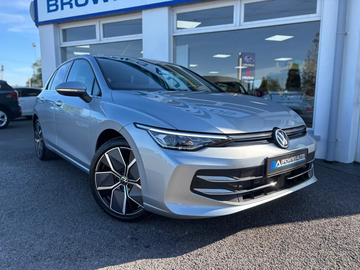 2025 Volkswagen Golf Style 1.5L TSI - Image 4