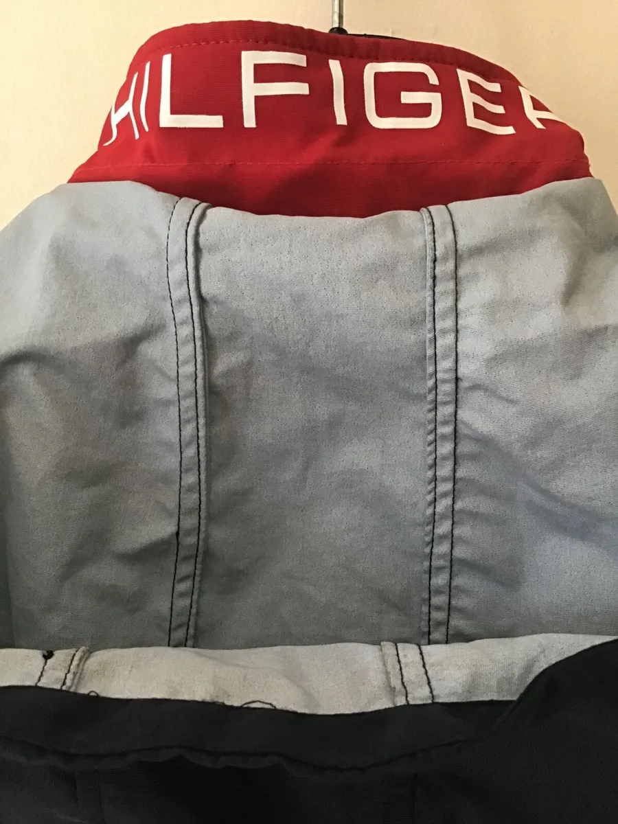 Ladies Tommy Hilfiger Jacket - Image 3
