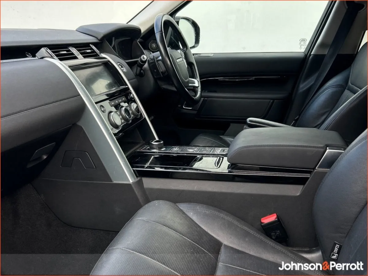 Land Rover Discovery Discovery 3.0 Sdv6 HSE My20 - Image 4