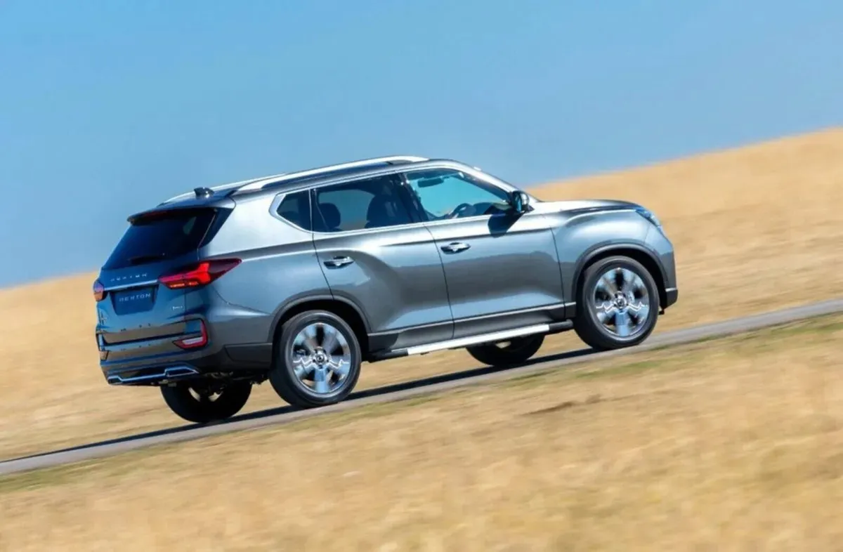 KGM (SsangYong) Rexton - 5-Seat Passenger - Image 1