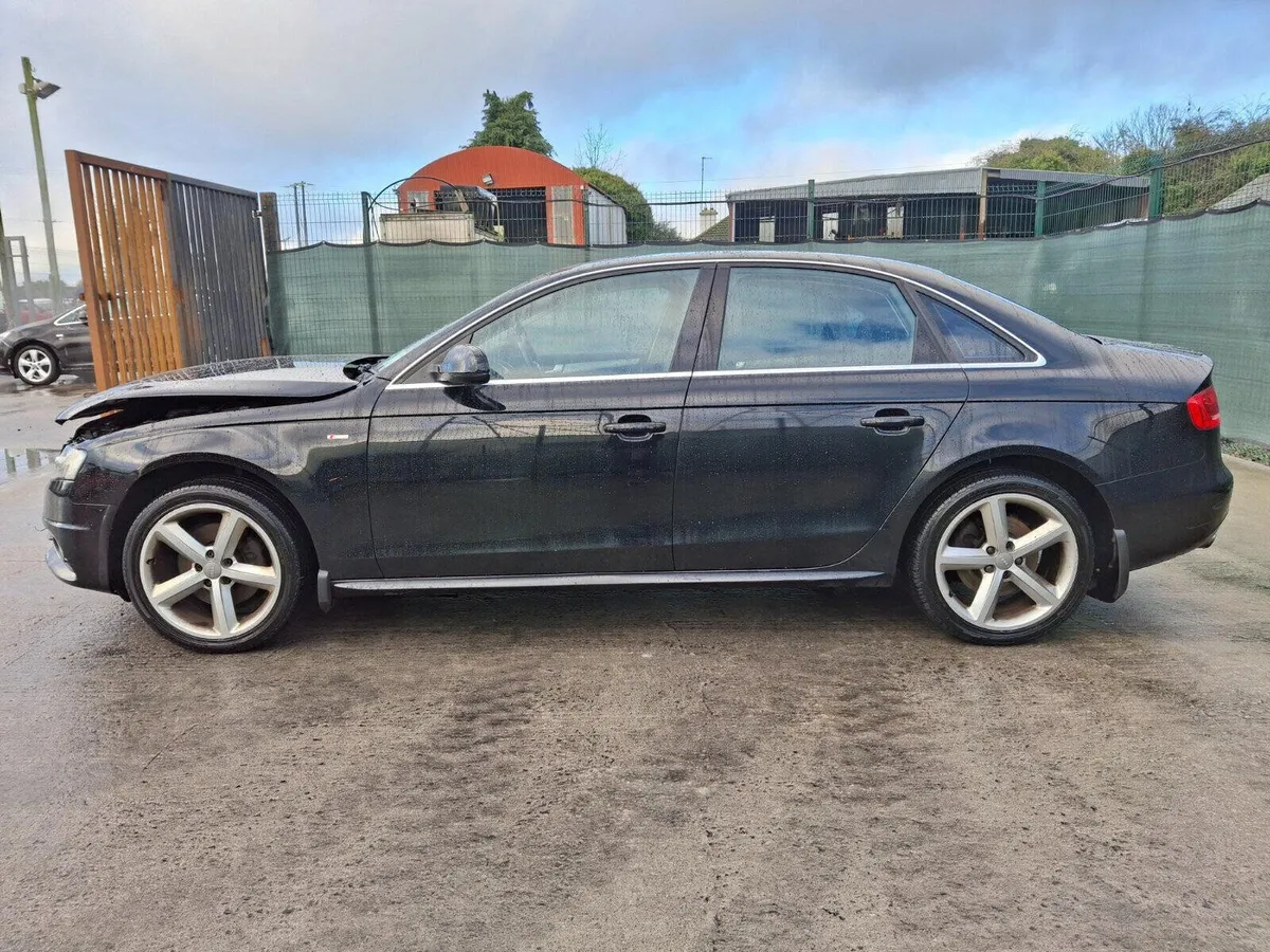 2011 Audi A4 2.0L Diesel - Image 4