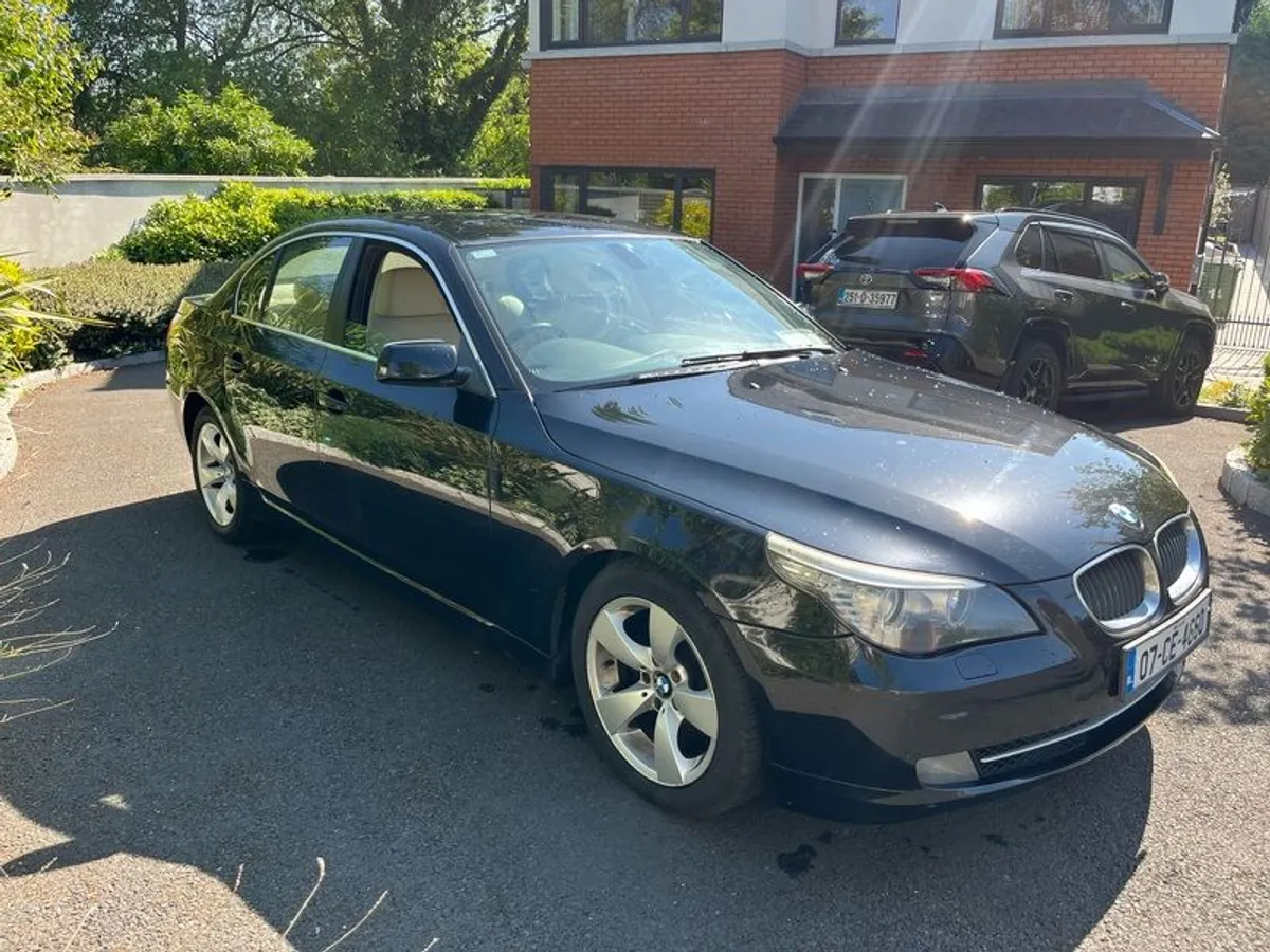 2007 Bmw 5-series - Image 2