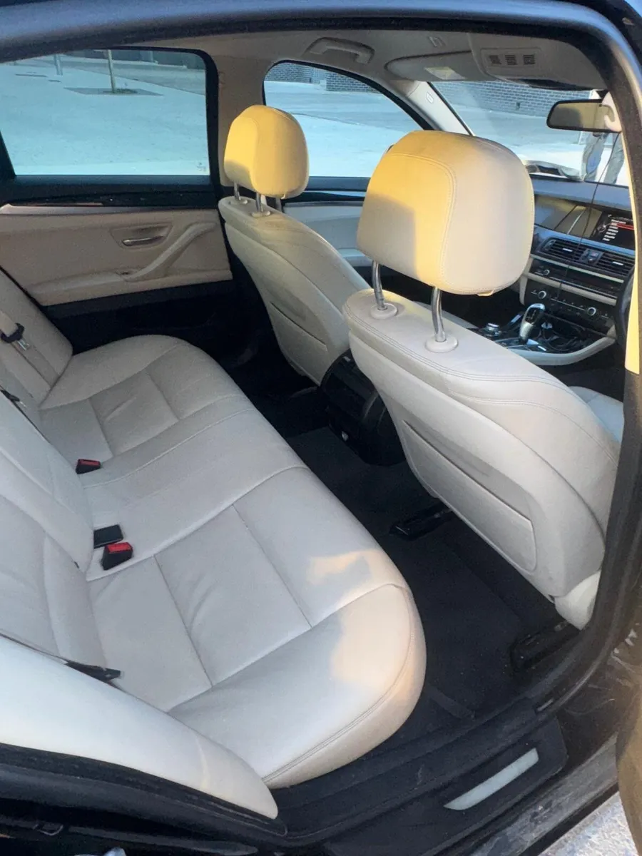 BMW 5-Series 2015 - Image 4