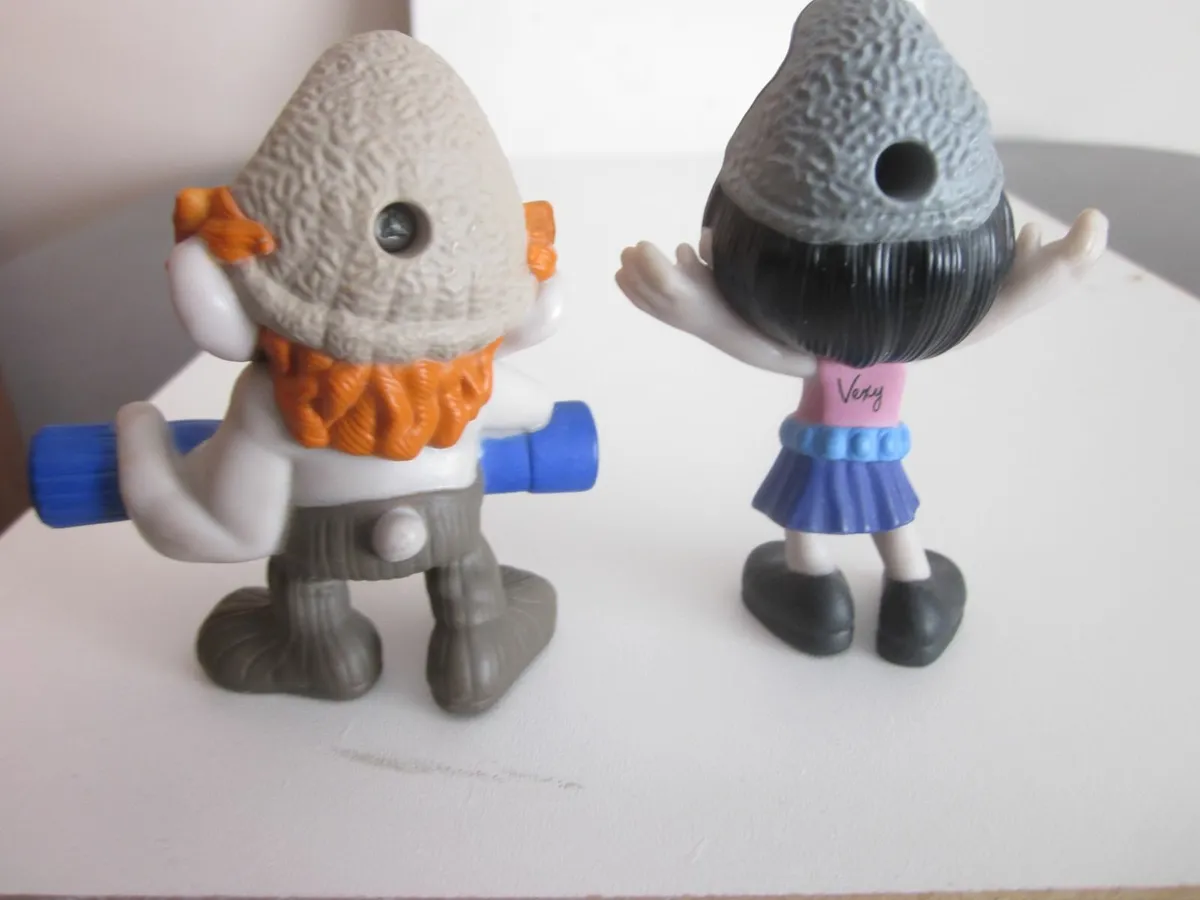 Mc Donald's Happy Meal Toys Smurfs 2013 - Image 2