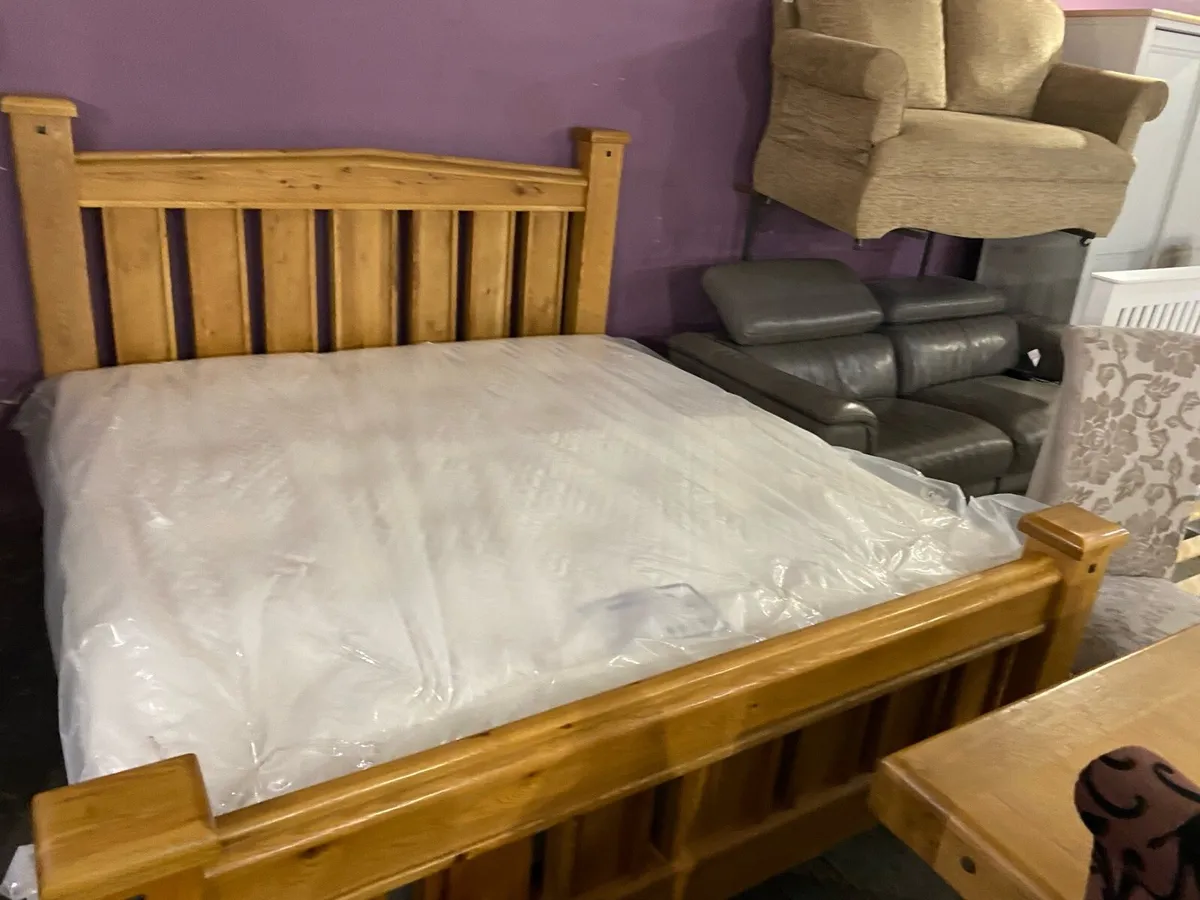 New solid oak super kingsize bed and mattress - Image 1