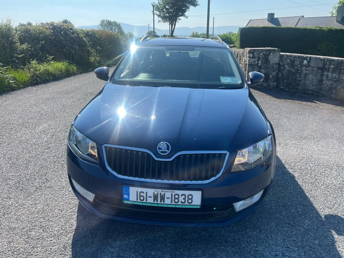 2016 Skoda Octavia estate ambition - Image 2