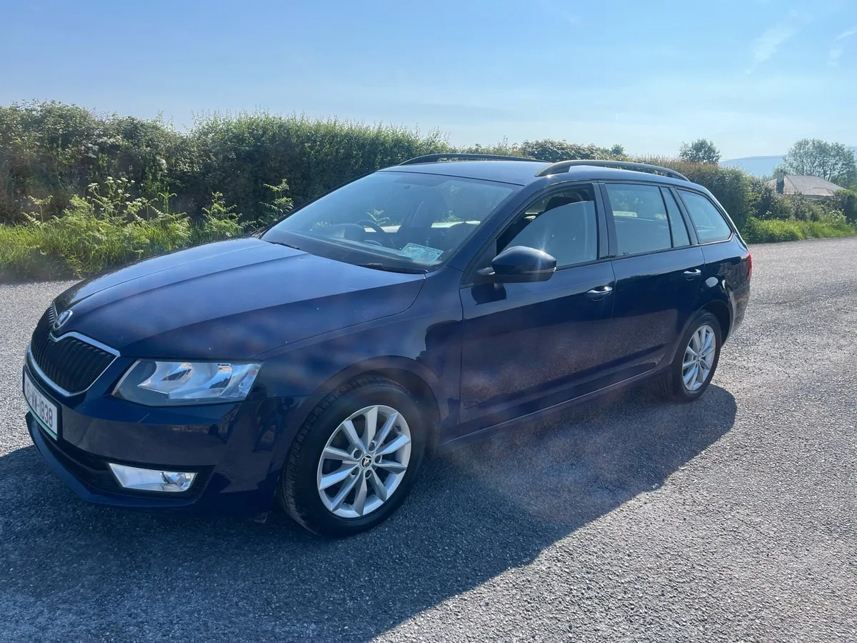 2016 Skoda Octavia estate ambition - Image 3