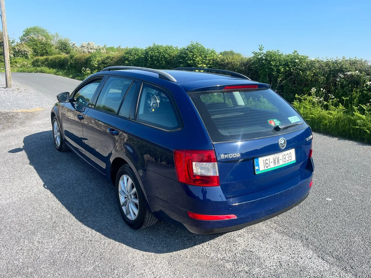 2016 Skoda Octavia estate ambition - Image 4