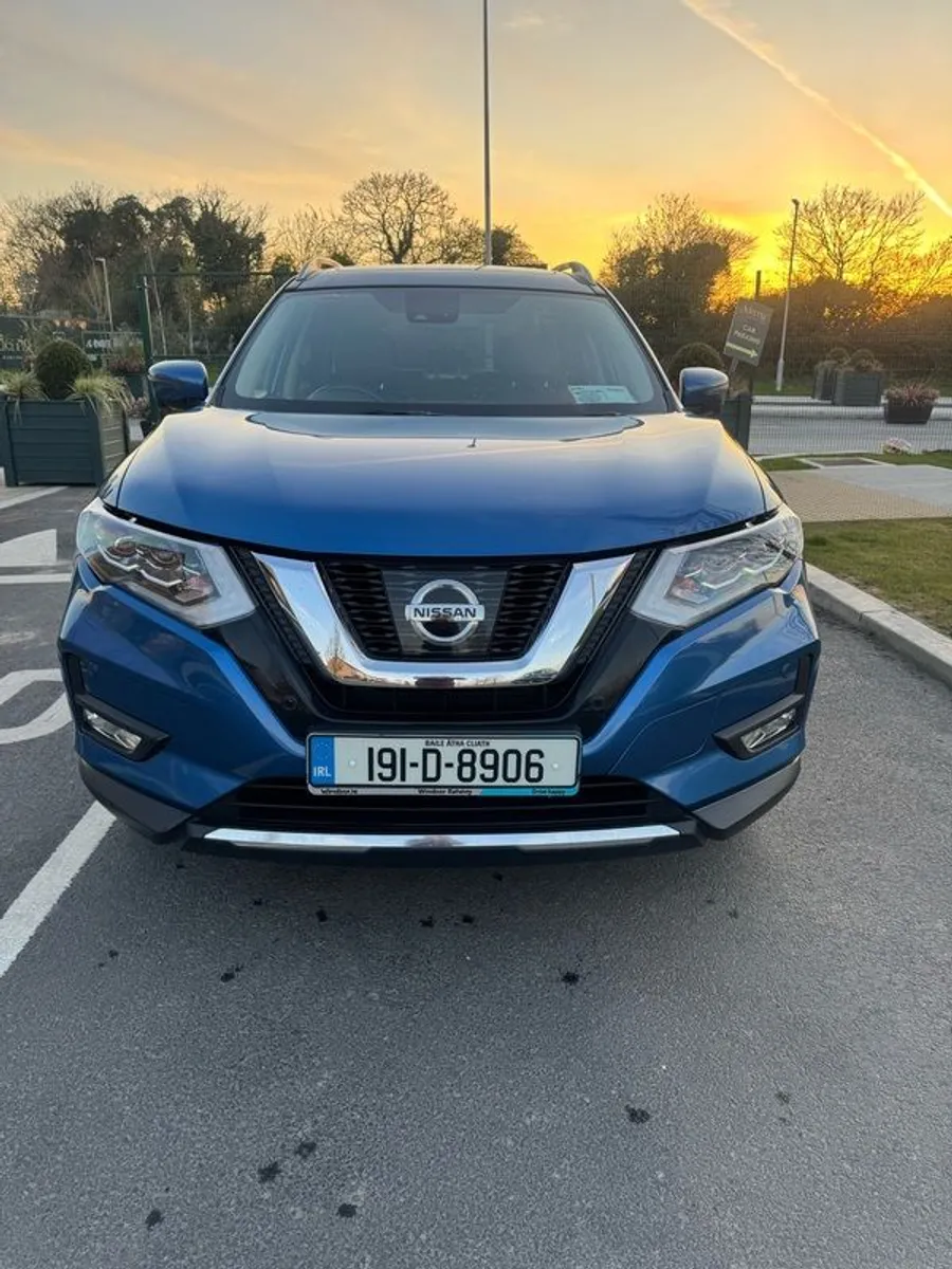 2019 Nissan X-trail SVE Model with Brand New NCT for 2 Years. 5 Seater. (DEPOSIT TAKEN) - Image 1