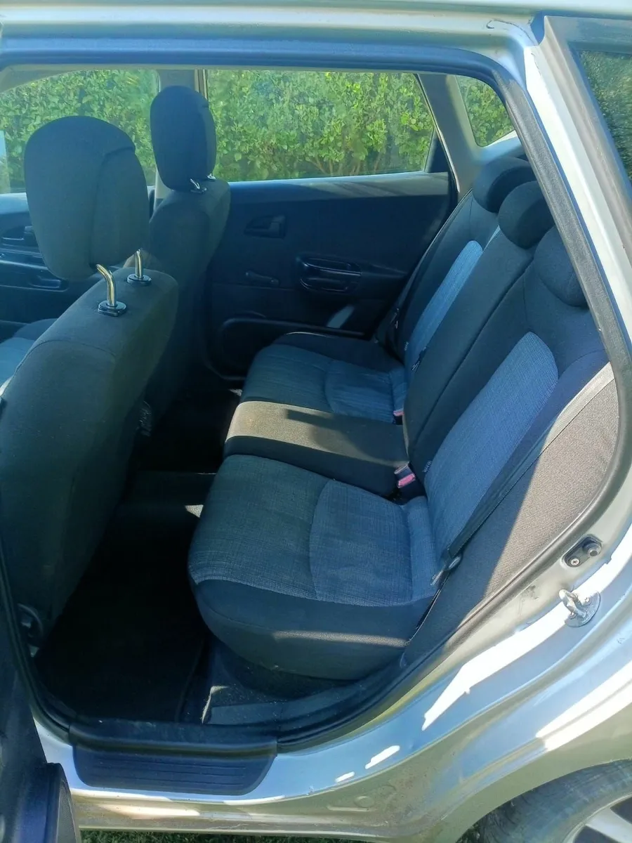 Kia Ceed 2010 - Image 4
