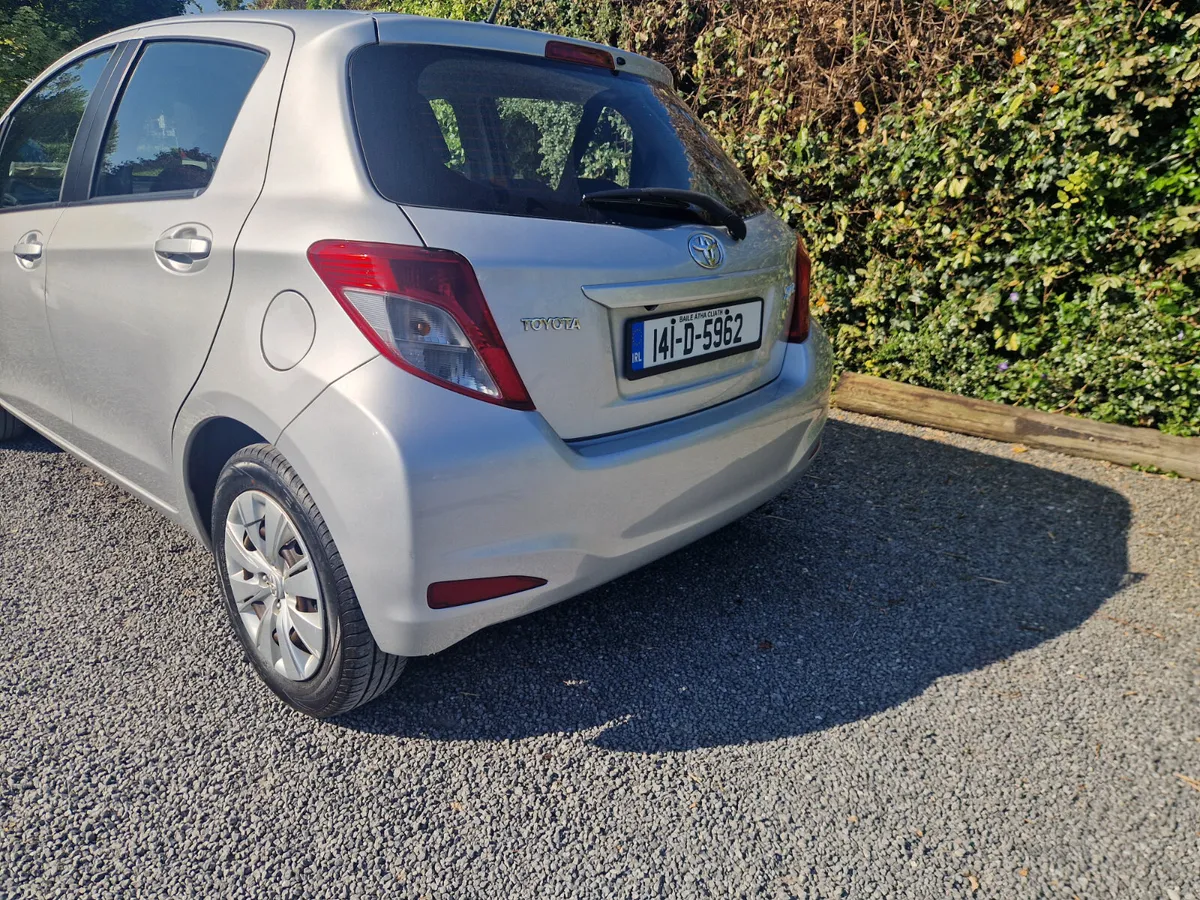 Toyota Yaris Luna 2014 - Image 3