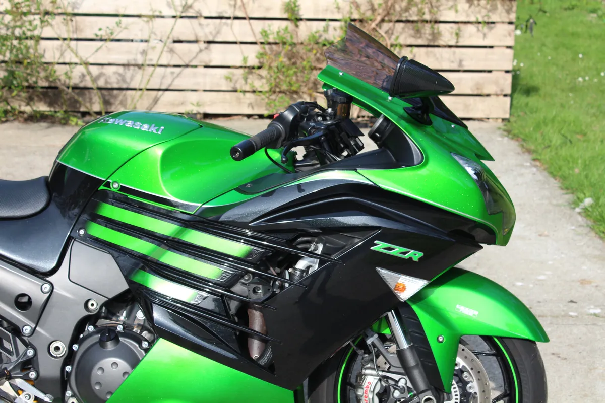 2016 Kawasaki ZZR1400 Performance Sport - Image 3