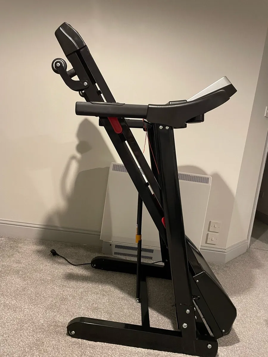Treadmill for sale. - Image 2