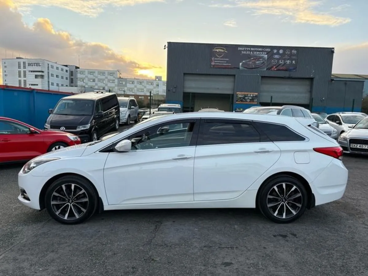 2016 Hyundai I40 Executive 1.7L Diesel Estate NCT - Image 4