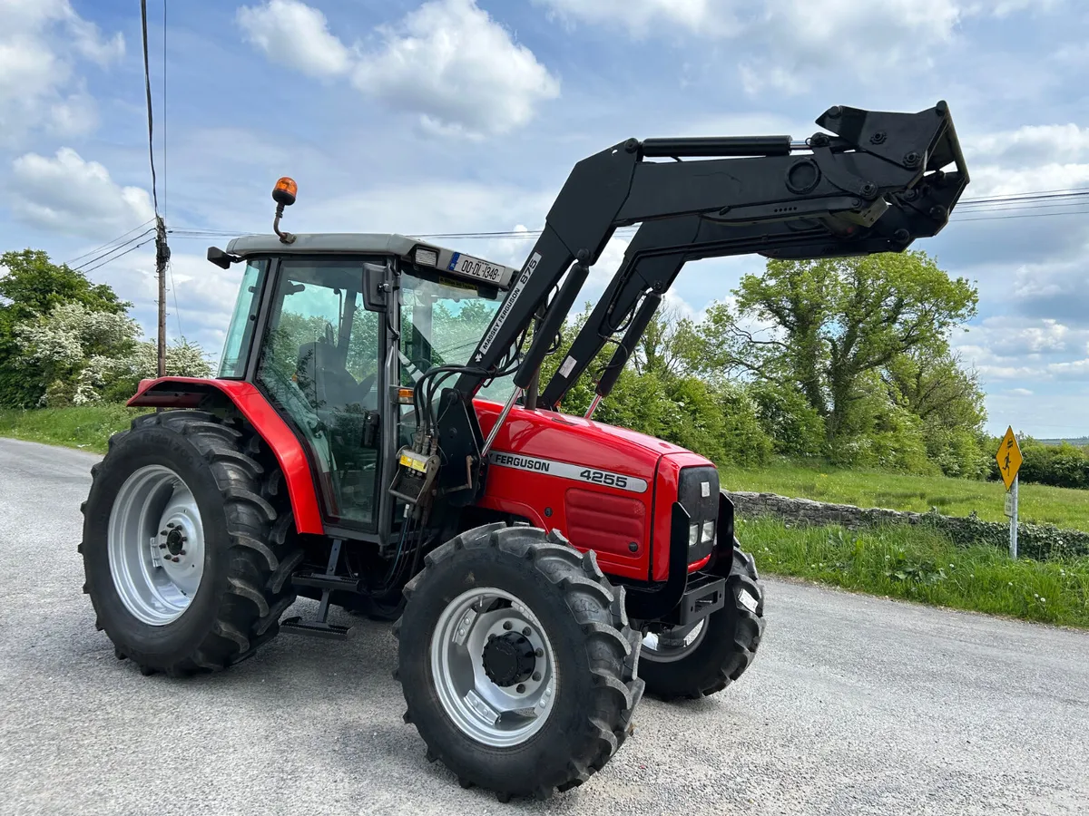 2000 Massey Ferguson 4255 with Loader - Image 2