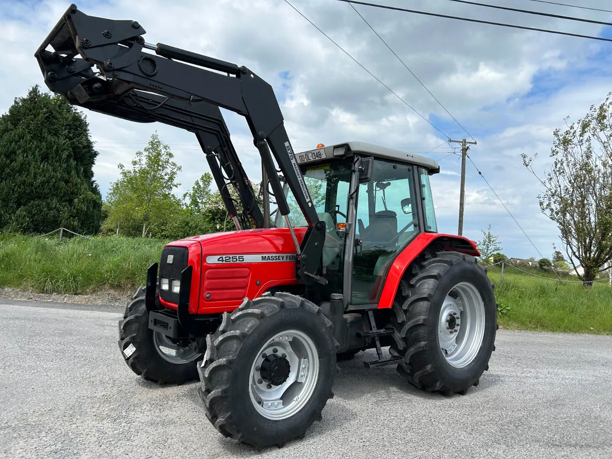 2000 Massey Ferguson 4255 with Loader - Image 1