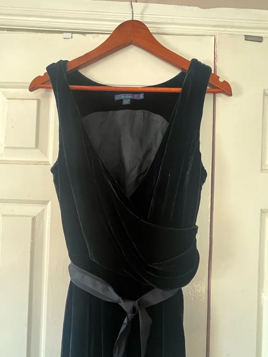 Boden midnight blue velvet dress - Image 1