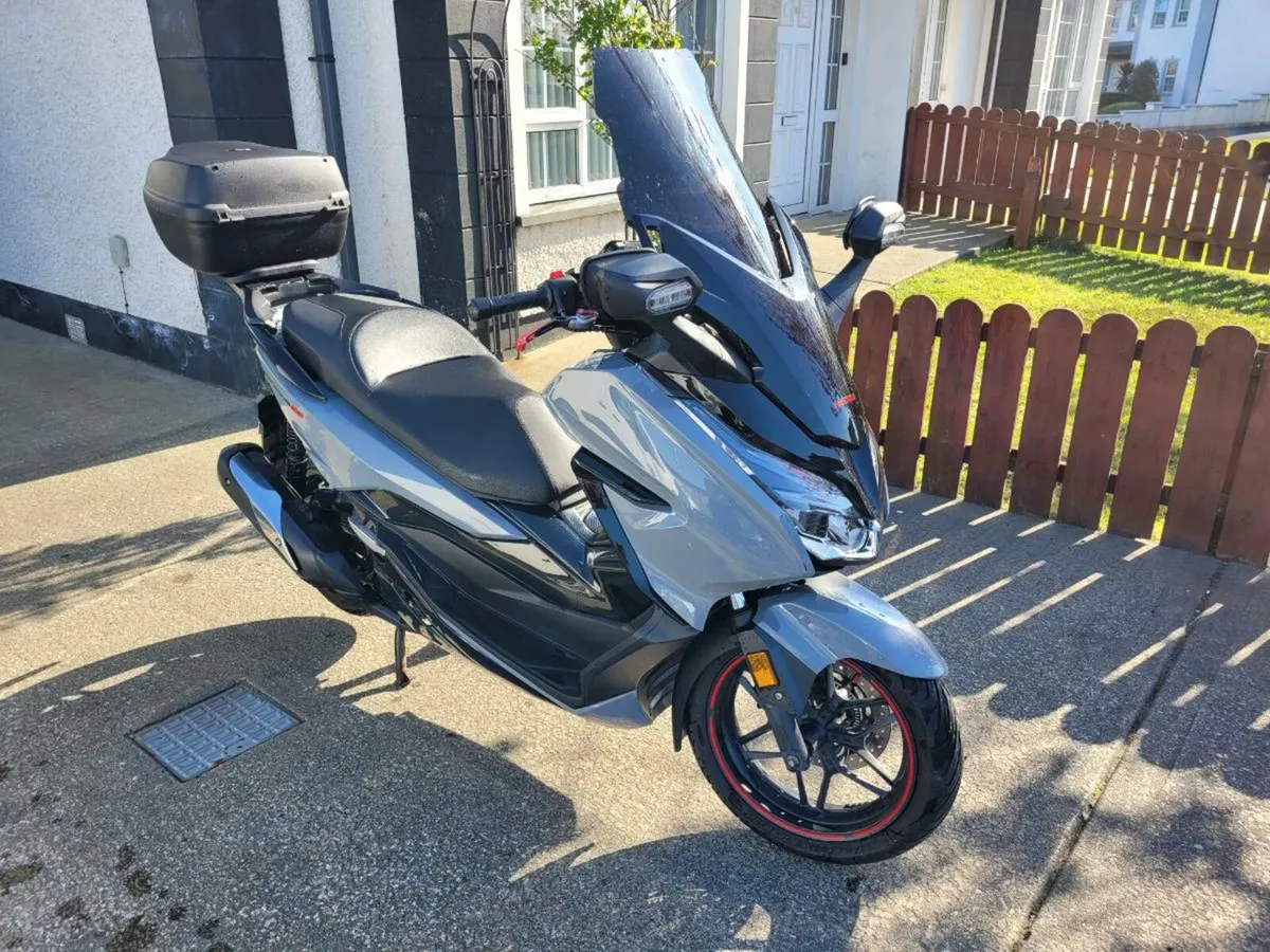 2020 Honda forza 300 limited edition - Image 2