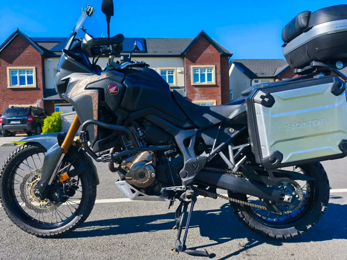 Honda Africa Twin CRF 1000 - Image 1