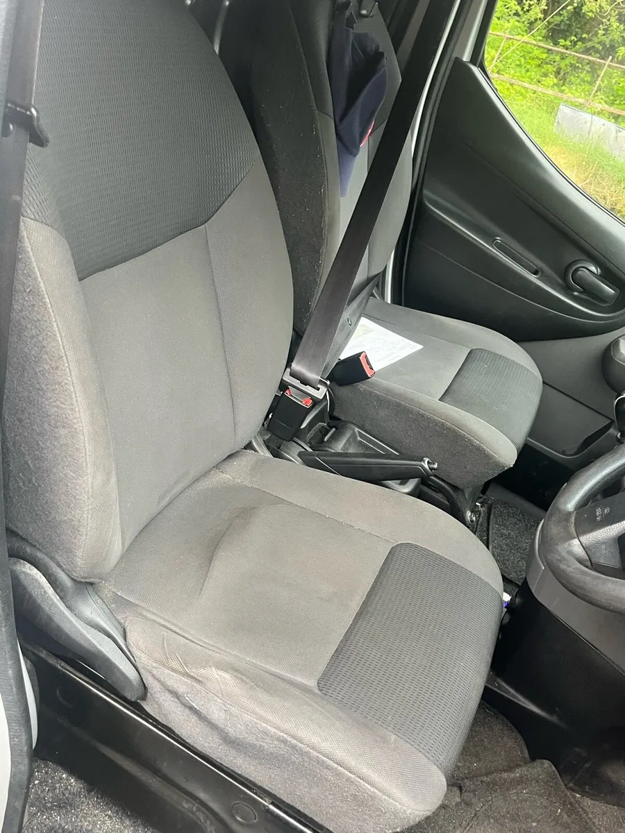 Nissan nv200 - Image 3