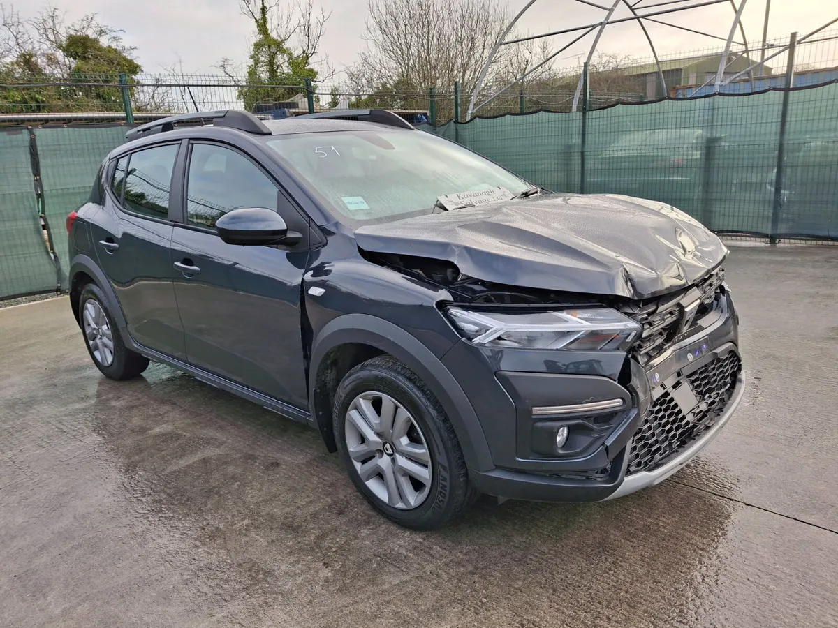 221 Dacia Sandero Stepway  Comfort  1.0 Petrol - Image 2