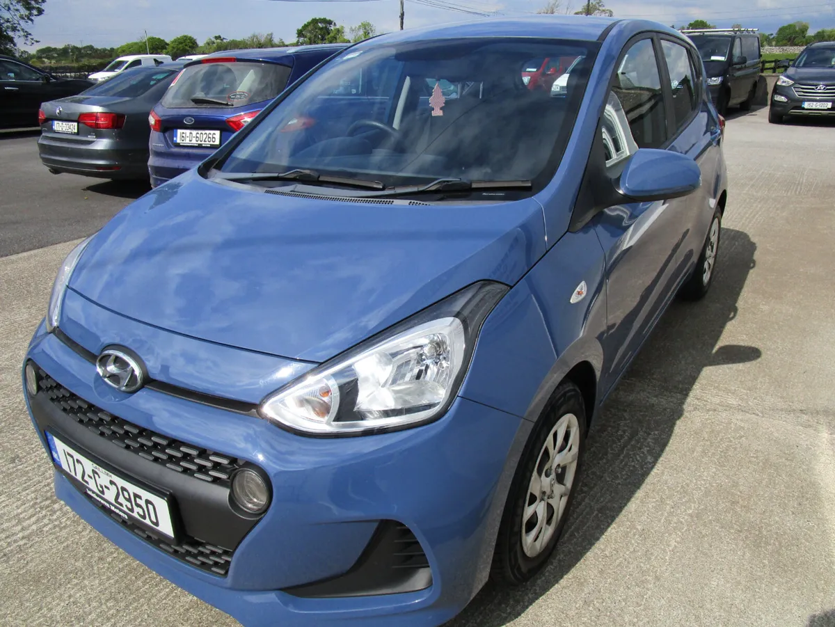 Hyundai i10   2017  Petrol - Image 4