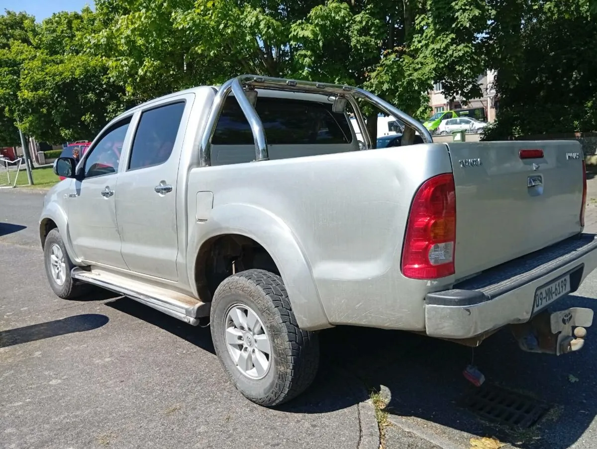 2009 Toyota Hilux 2.5 Diesel Tax & Tested No Vat - Image 2