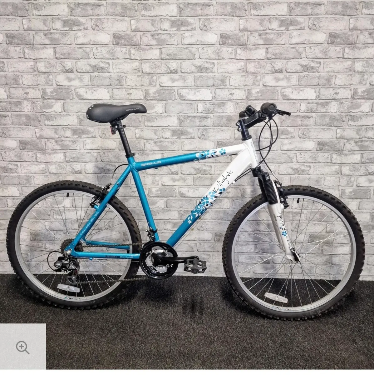 Mountain bike - Image 1