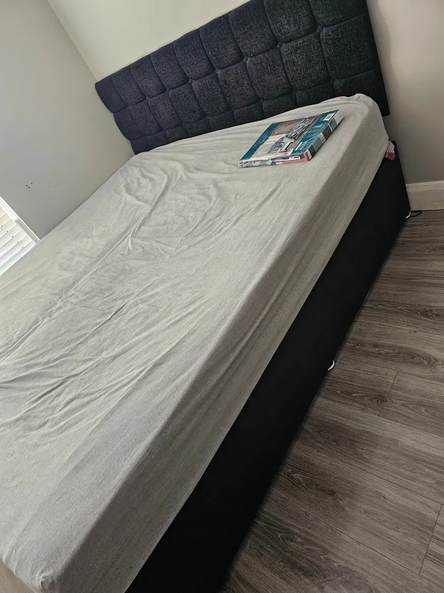 Superking bed and headboard - Image 3