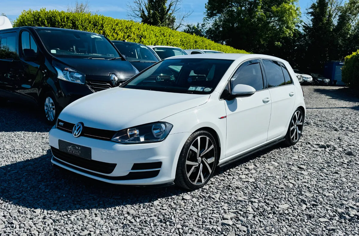 Volkswagen Golf 2015 1.2 TSI S BLUEMOTION*READ ADD - Image 3