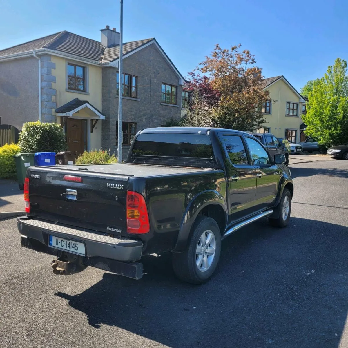 Toyota Hilux 3.0L Invincible - Image 2