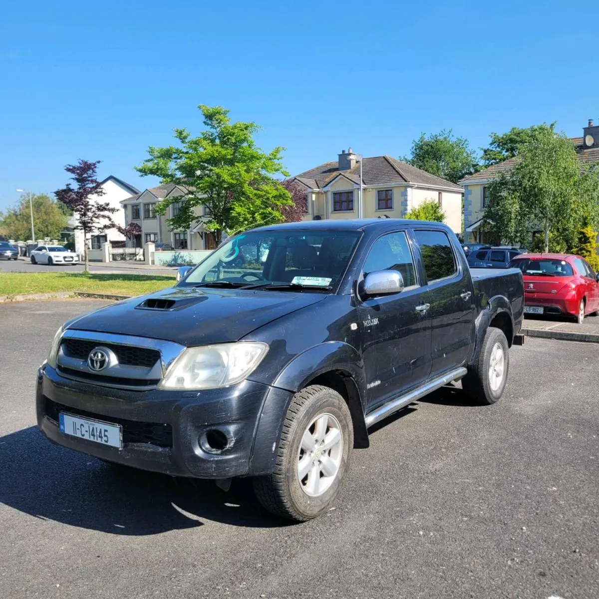 Toyota Hilux 3.0L Invincible - Image 3