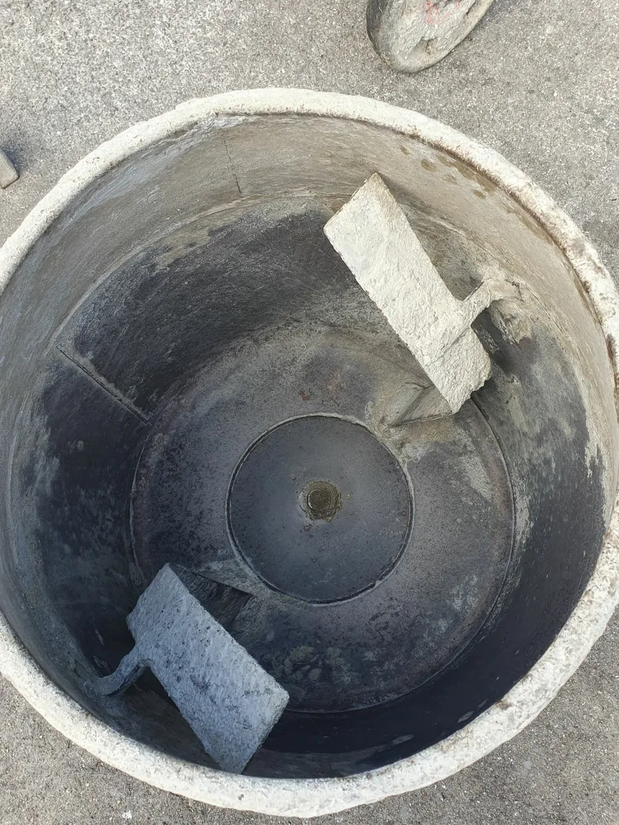Cement mixer - Image 3