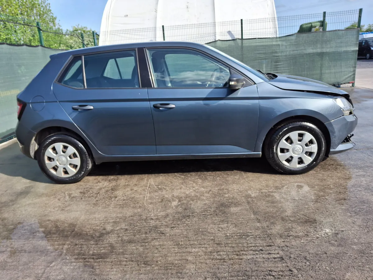 2016 Skoda FABIA  1.0L Petrol - Image 3
