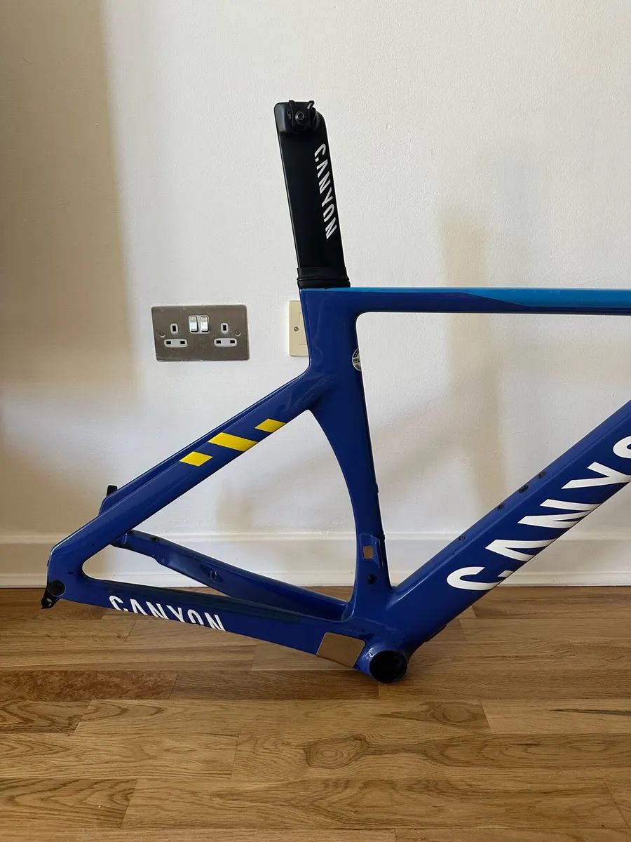 Canyon Aeroad CFR Disc Frameset 2022 - Image 3